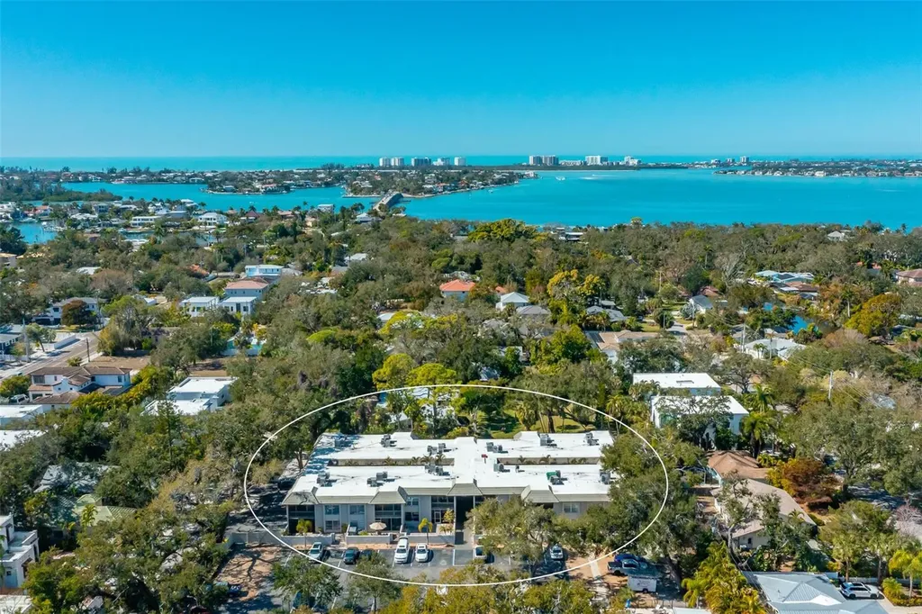 3360 S Osprey Avenue Sarasota FL 34239