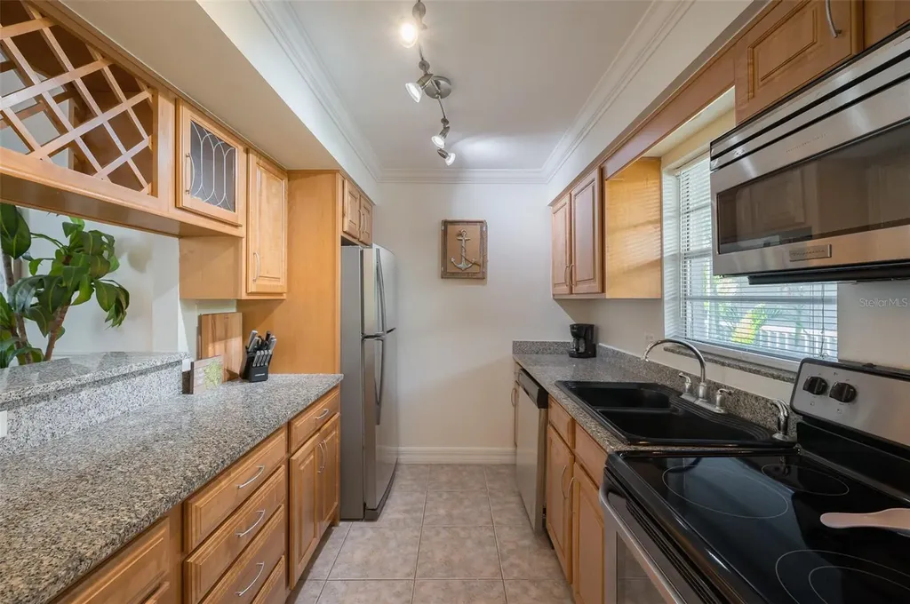 3360 S Osprey Avenue Sarasota FL 34239