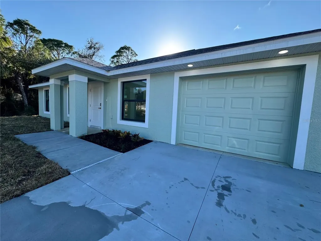 2081 Wonderwin Street Port Charlotte FL 33948