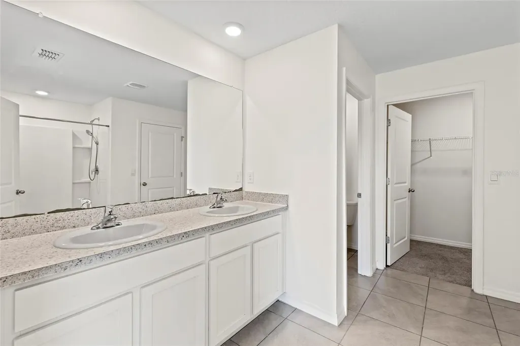 2805 Rock Sound Street Bradenton FL 34208