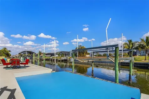 4215 SW 13th Avenue Cape Coral FL 33914