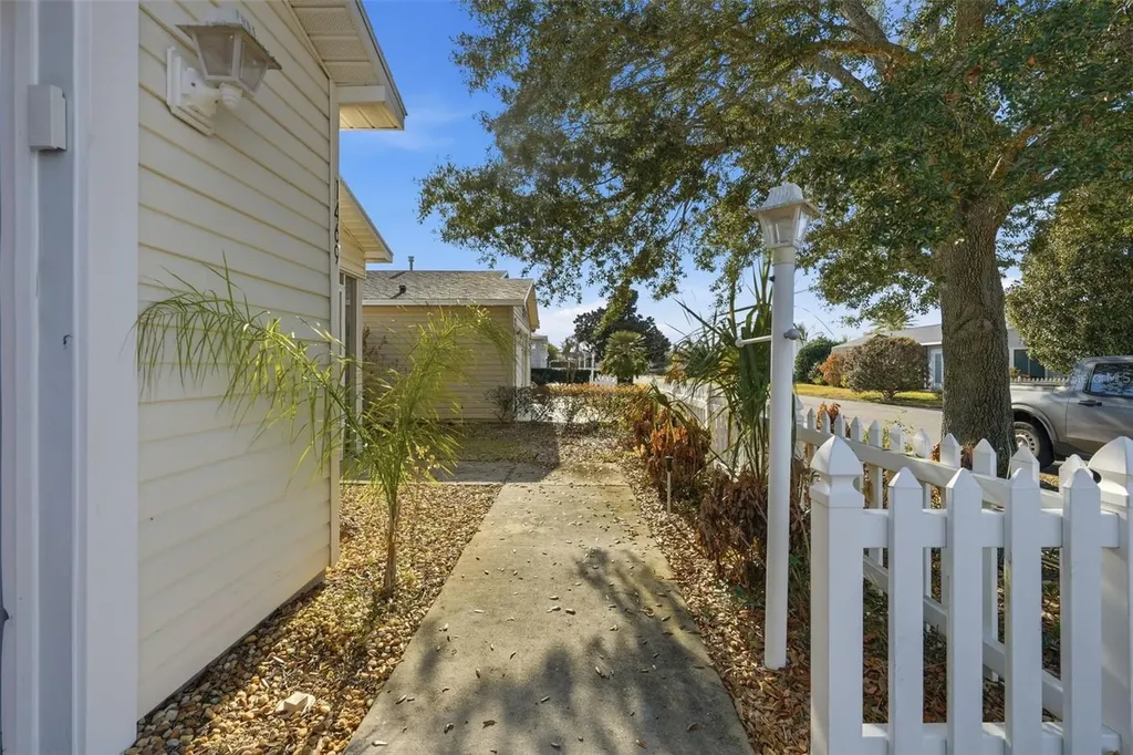 1469 Sothell Street The Villages FL 32162