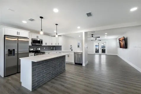10316 Kingfisher Road W Bradenton FL 34209