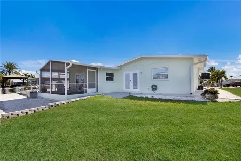 10316 Kingfisher Road W Bradenton FL 34209