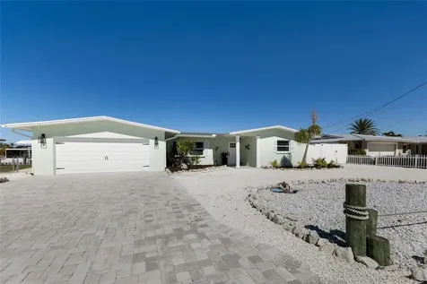 10316 Kingfisher Road W Bradenton FL 34209