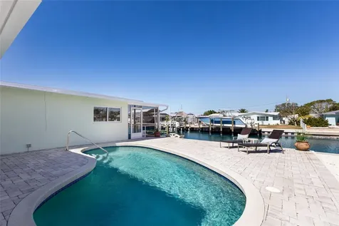 10316 Kingfisher Road W Bradenton FL 34209