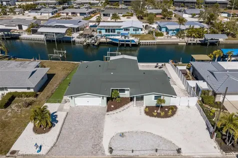 10316 Kingfisher Road W Bradenton FL 34209