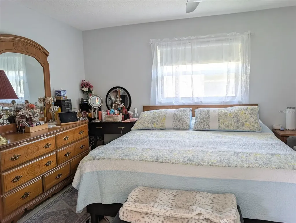 3833 101st Terrace N Pinellas Park FL 33782