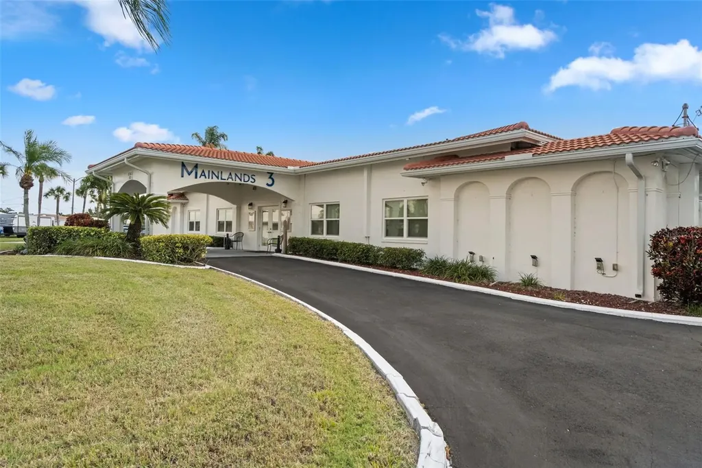 3833 101st Terrace N Pinellas Park FL 33782