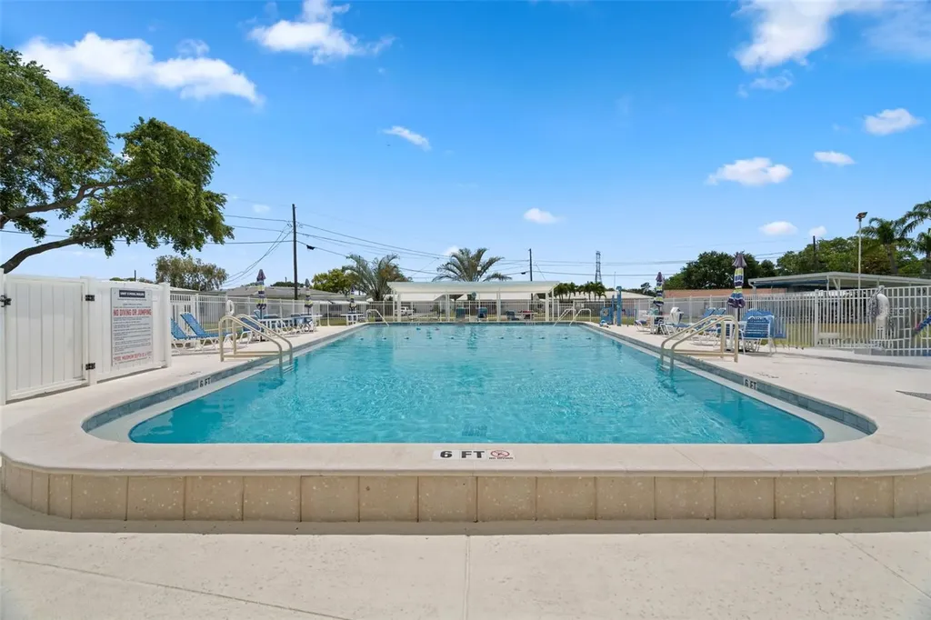 3833 101st Terrace N Pinellas Park FL 33782