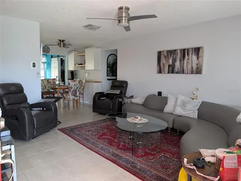 3833 101st Terrace N Pinellas Park FL 33782