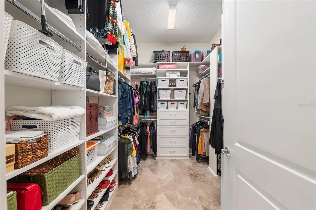11207 Roz Way Oxford FL 34484