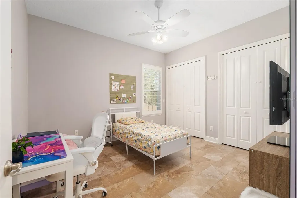 11207 Roz Way Oxford FL 34484