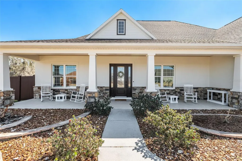 11207 Roz Way Oxford FL 34484