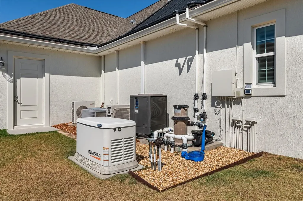 11207 Roz Way Oxford FL 34484