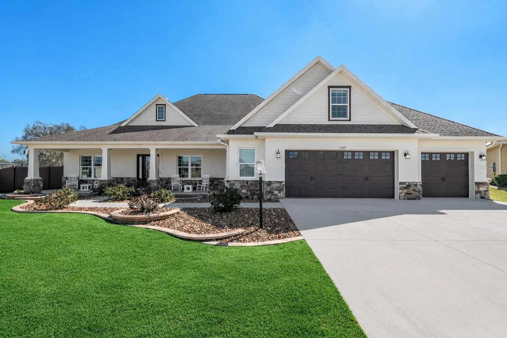 11207 Roz Way Oxford FL 34484