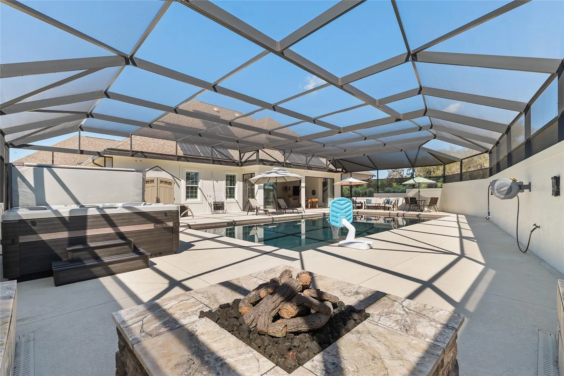 11207 Roz Way Oxford FL 34484
