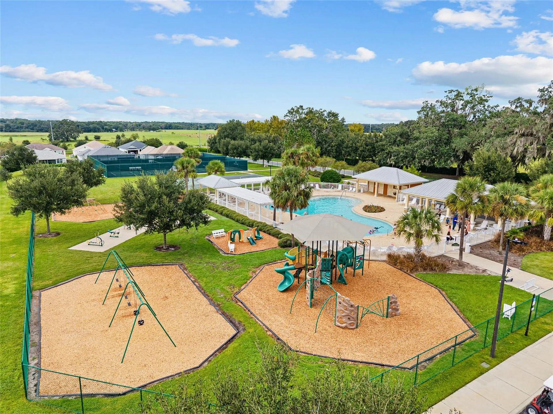 11207 Roz Way Oxford FL 34484
