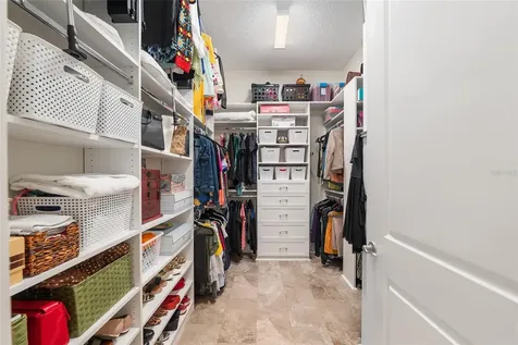 11207 Roz Way Oxford FL 34484