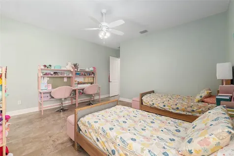 11207 Roz Way Oxford FL 34484
