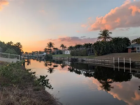 1459 SE 14th Street Cape Coral FL 33990