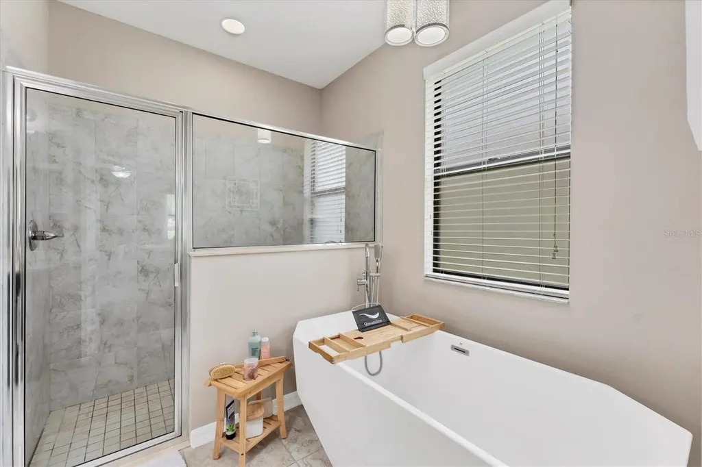 9123 Raes Creek Place Palmetto FL 34221