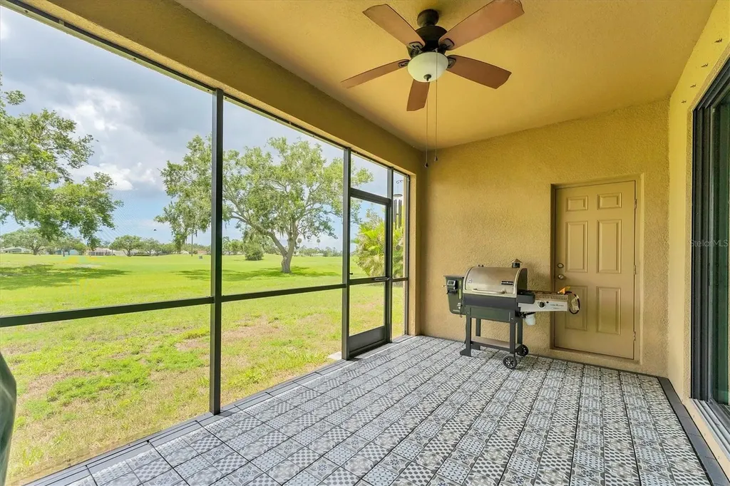 9123 Raes Creek Place Palmetto FL 34221
