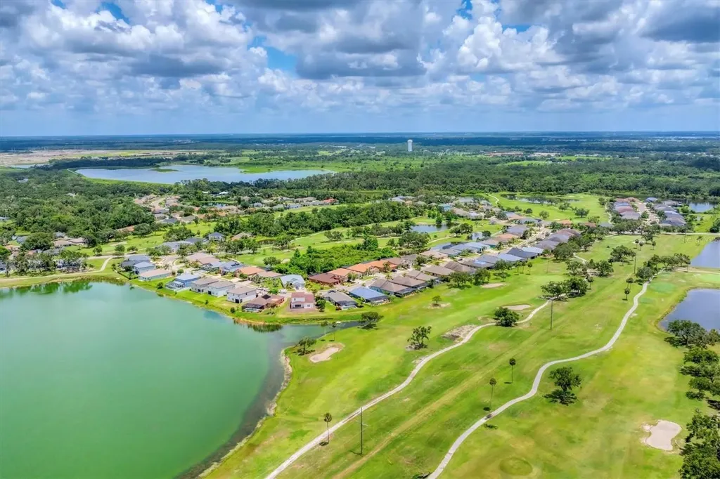 9123 Raes Creek Place Palmetto FL 34221