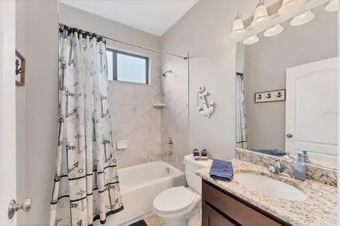 9123 Raes Creek Place Palmetto FL 34221