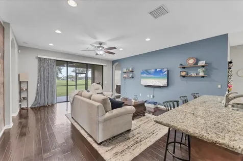 9123 Raes Creek Place Palmetto FL 34221