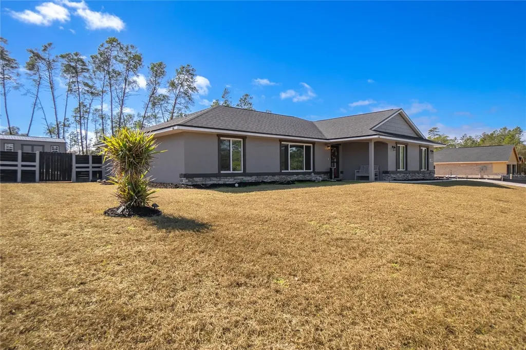 4330 W Drake Lane Dunnellon FL 34433
