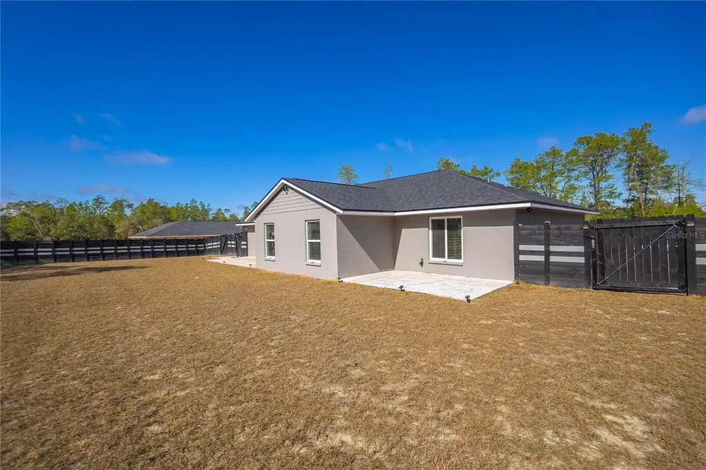 4330 W Drake Lane Dunnellon FL 34433