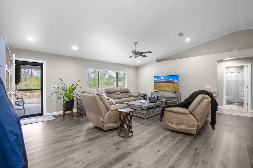 4330 W Drake Lane Dunnellon FL 34433