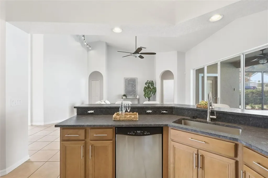 101 Oak Haven Circle Deland FL 32720