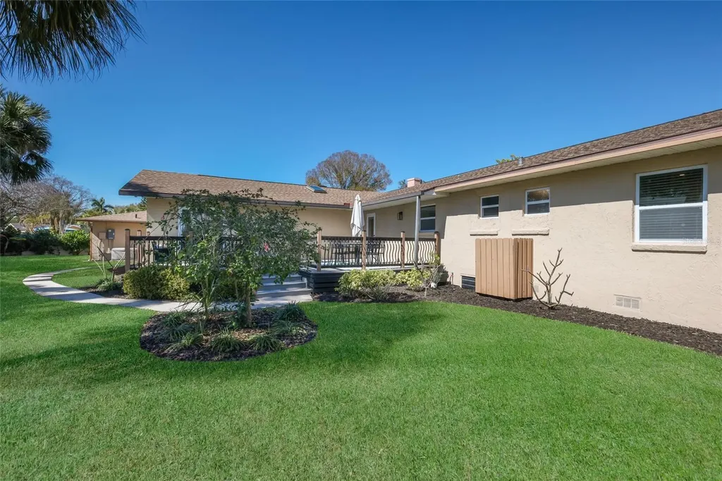4715 7th Avenue W Bradenton FL 34209