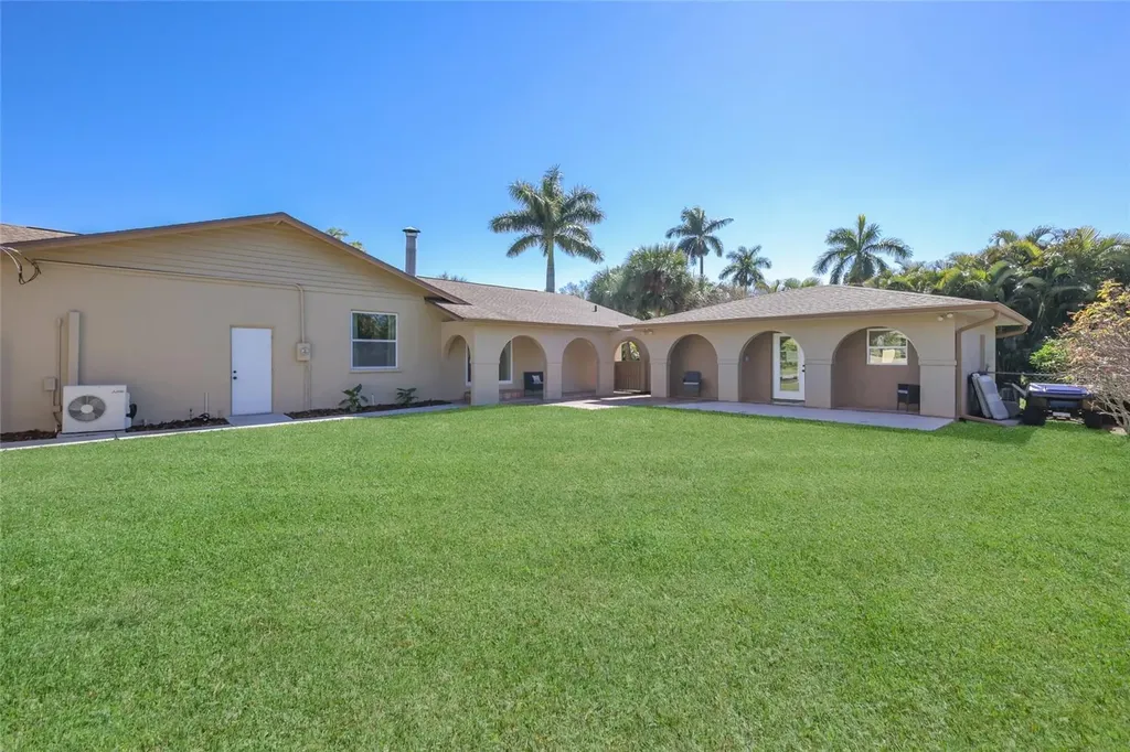 4715 7th Avenue W Bradenton FL 34209