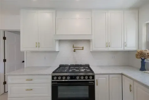 4715 7th Avenue W Bradenton FL 34209