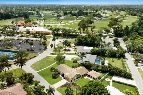 4715 7th Avenue W Bradenton FL 34209