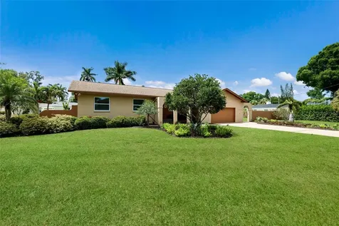 4715 7th Avenue W Bradenton FL 34209