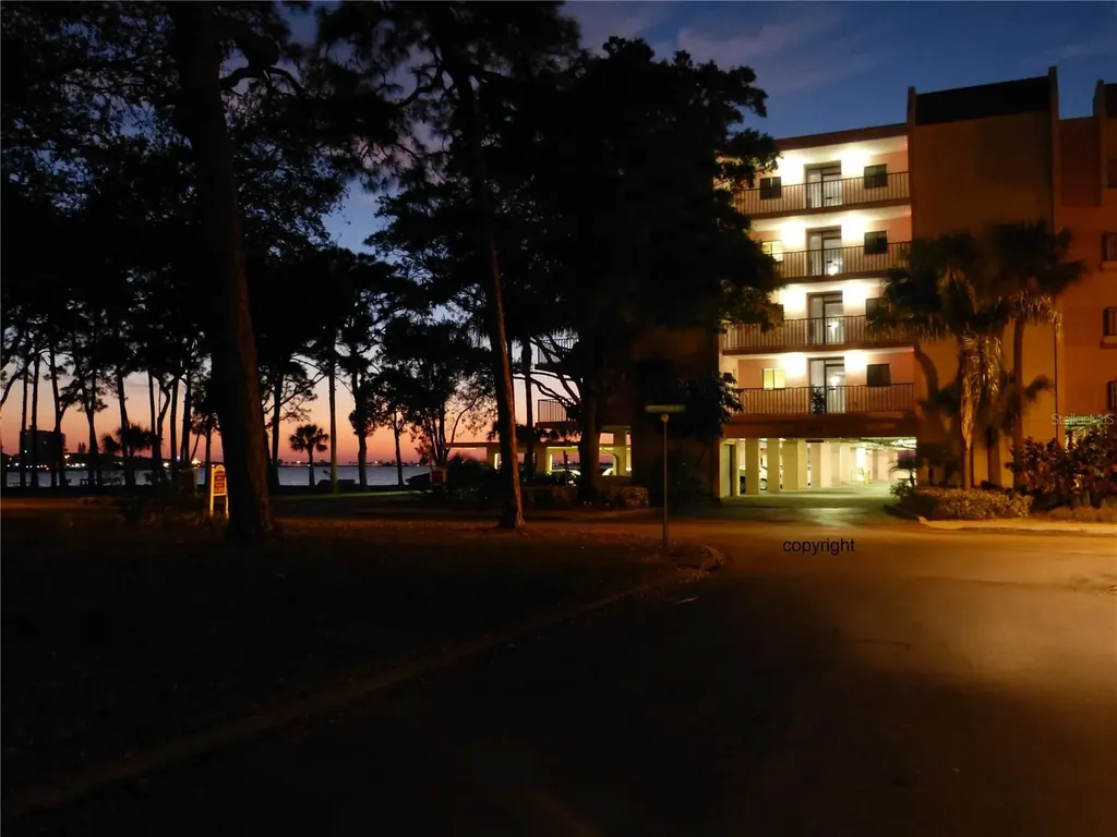 2700 Bayshore Boulevard Dunedin FL 34698