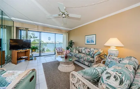 2700 Bayshore Boulevard Dunedin FL 34698