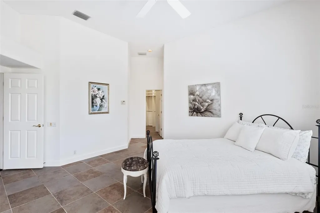8732 54th Avenue E Bradenton FL 34211