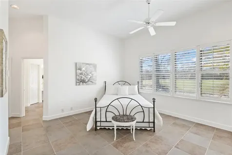 8732 54th Avenue E Bradenton FL 34211