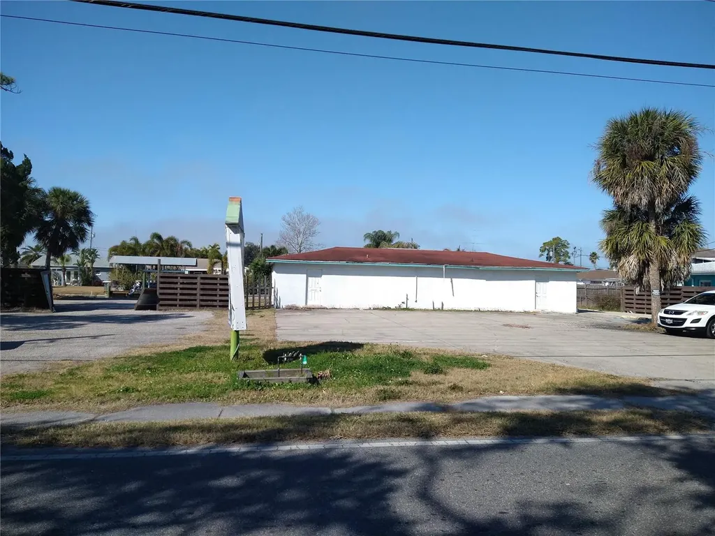 13923 Old Dixie Highway Hudson FL 34667