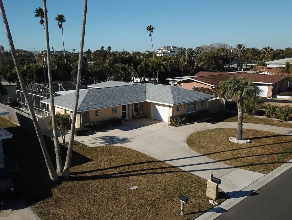 108 14th Street Belleair Beach FL 33786