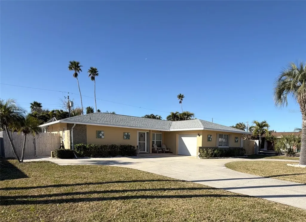 108 14th Street Belleair Beach FL 33786