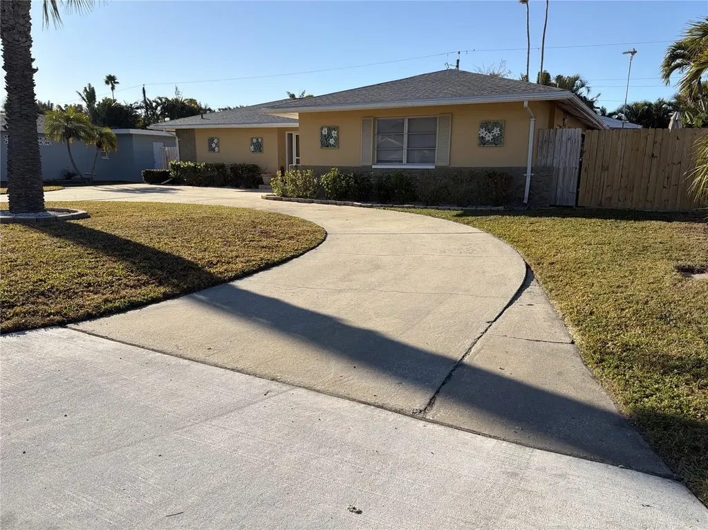 108 14th Street Belleair Beach FL 33786