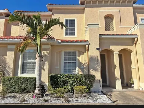 5210 Paradise Cay Circle Kissimmee FL 34746