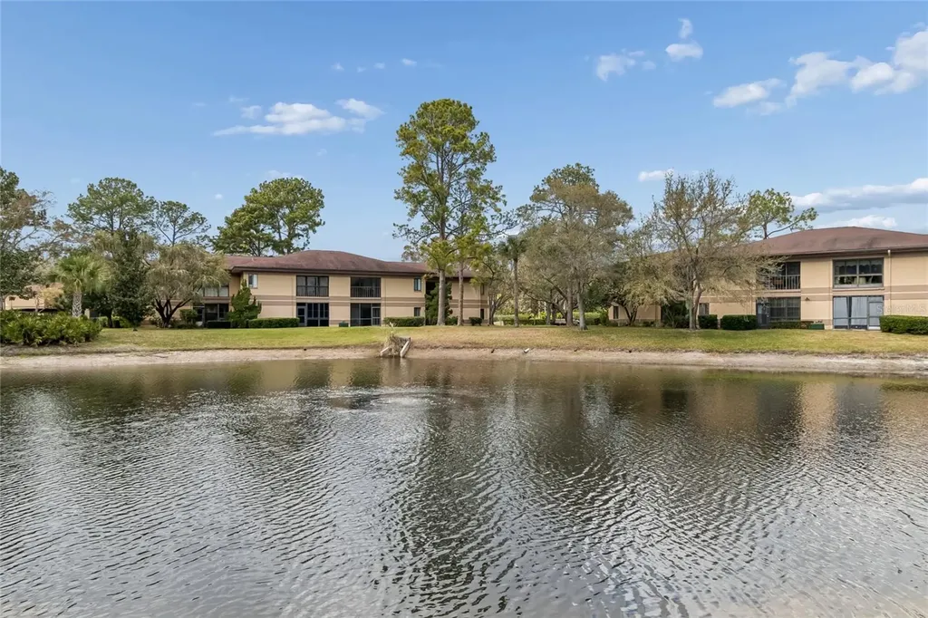 2679 Sabal Springs Circle Clearwater FL 33761