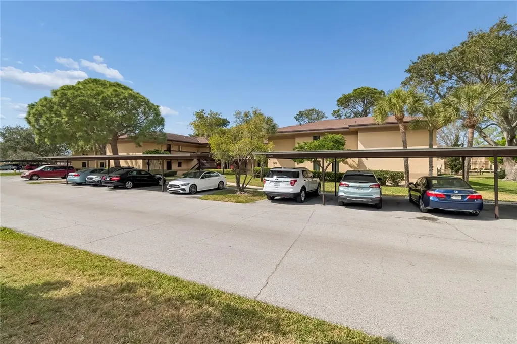 2679 Sabal Springs Circle Clearwater FL 33761